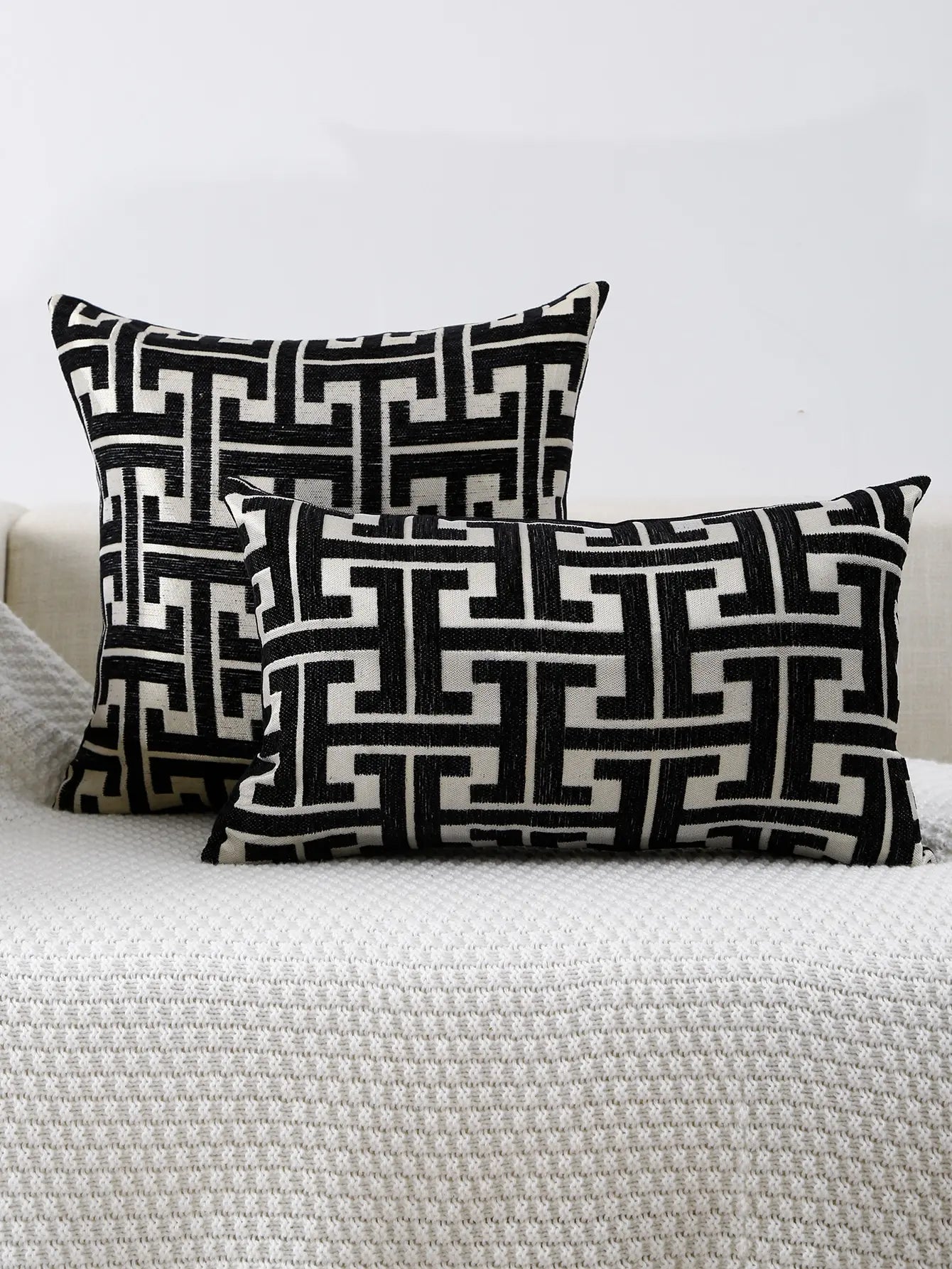 Custom Colorful Geometric Printed Decorative Throw Pillow Cover