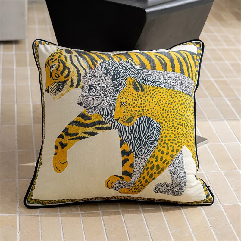 Vintage Leopard Velvet Pillow Cover - Pillow Bay