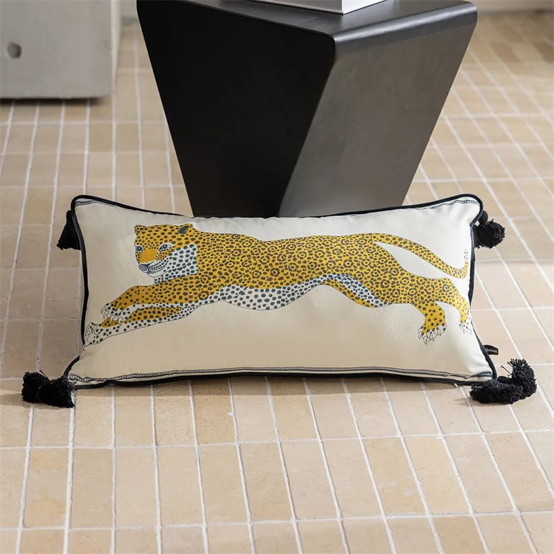 Vintage Leopard Velvet Pillow Cover - Pillow Bay
